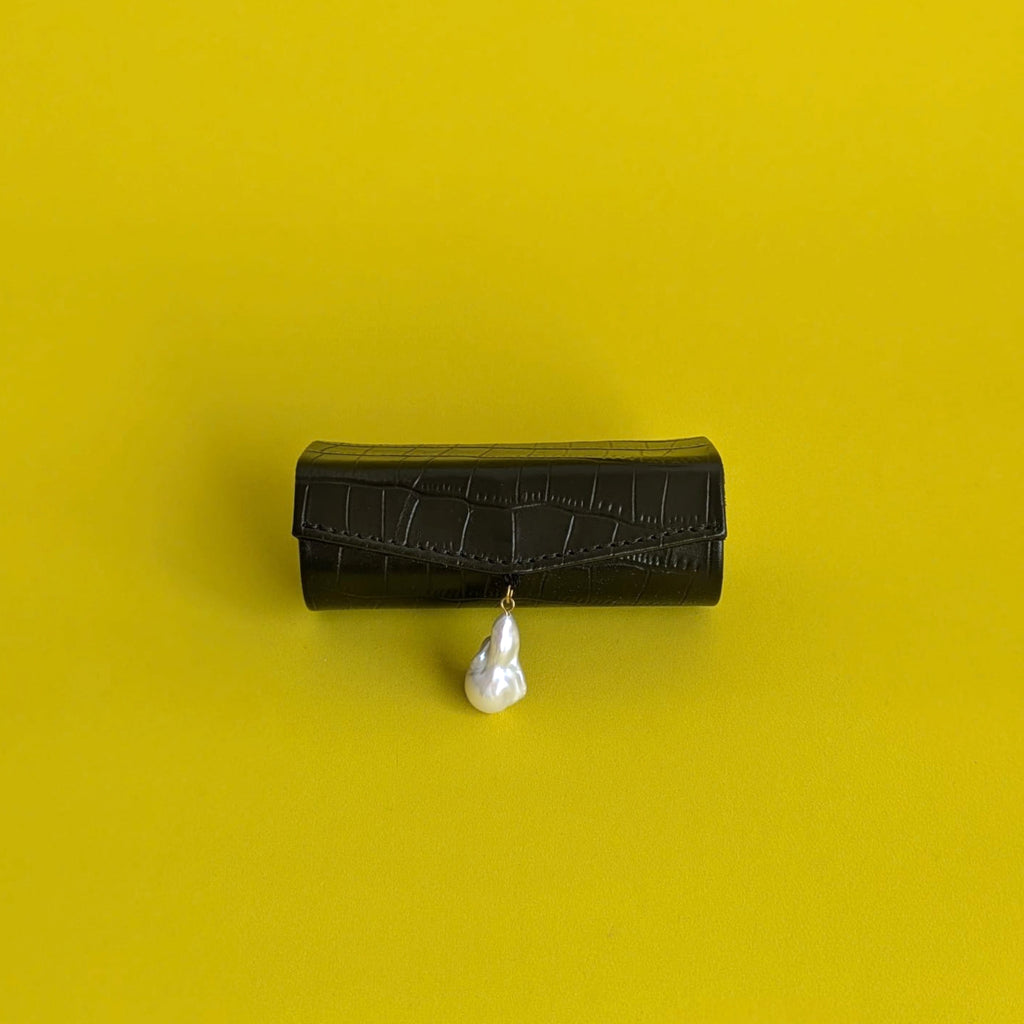 Black Baroque Pearl Lipstick Case